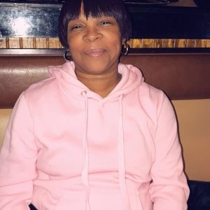 Meet your Posher, Carla